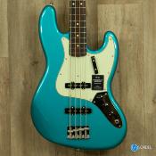 Fender Vintera II 60 Jazz bass lake placid blue